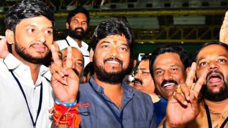 https://salarnews.in/public/uploads/images/newsimages/maannewsimage14112025_162923_Naveen Yadav.png